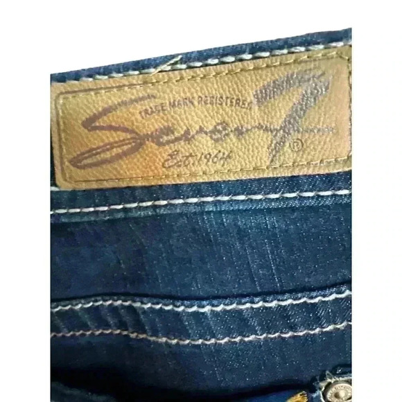 Seven 7 Embellished Jean Shorts size 16, NWT - Picture 6 of 7